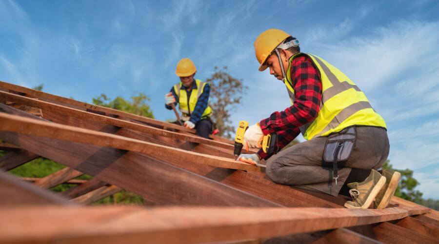 Professional Flat Roofing Installation services in Stringer, MS
